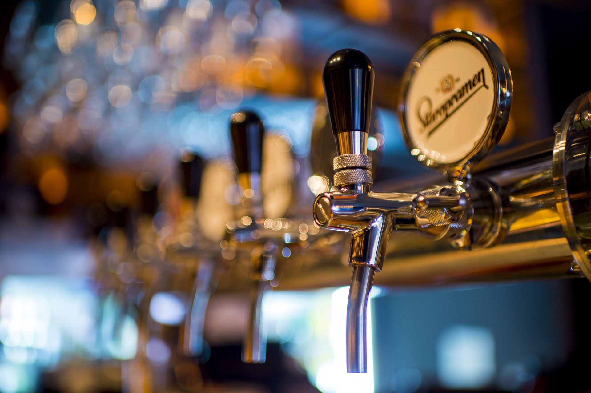 Chambers has a large selection of beers and brews with bargain Happy Hour prices. 